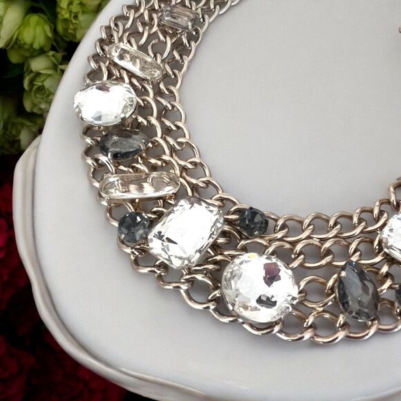 Chico's Necklace Statement Chainmail Crystals Gold Tone Chunky Fashion 11Z - Picture 6 of 8